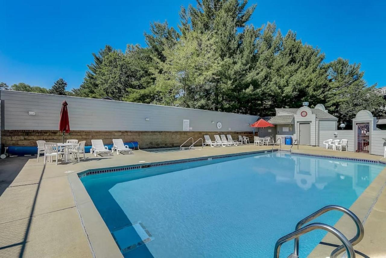 Brown Family Condo For Families Golf Trips And Girls Getaways 위스콘신 델즈 외부 사진