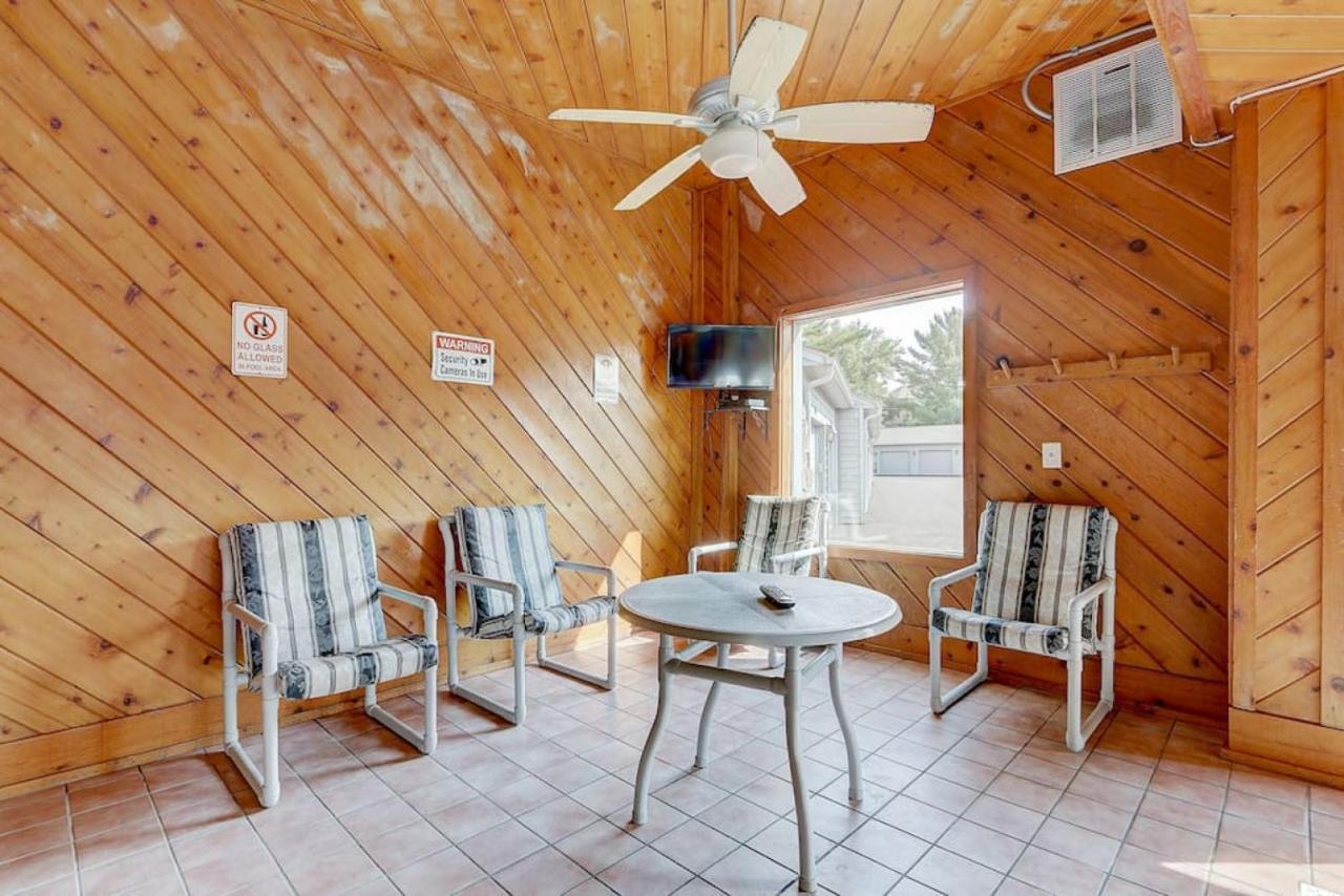 Brown Family Condo For Families Golf Trips And Girls Getaways 위스콘신 델즈 외부 사진